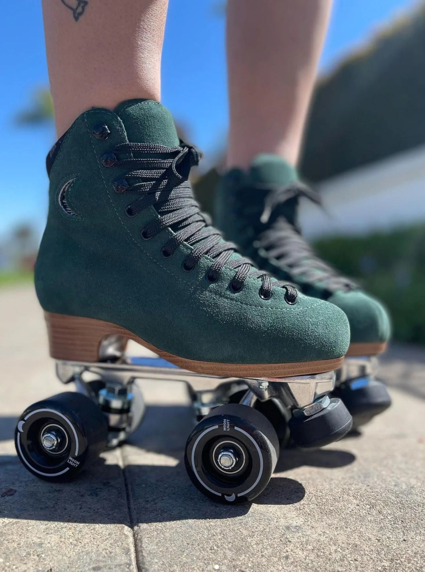 Moonlight Roller Skates - EMERALD CITY - Image 2
