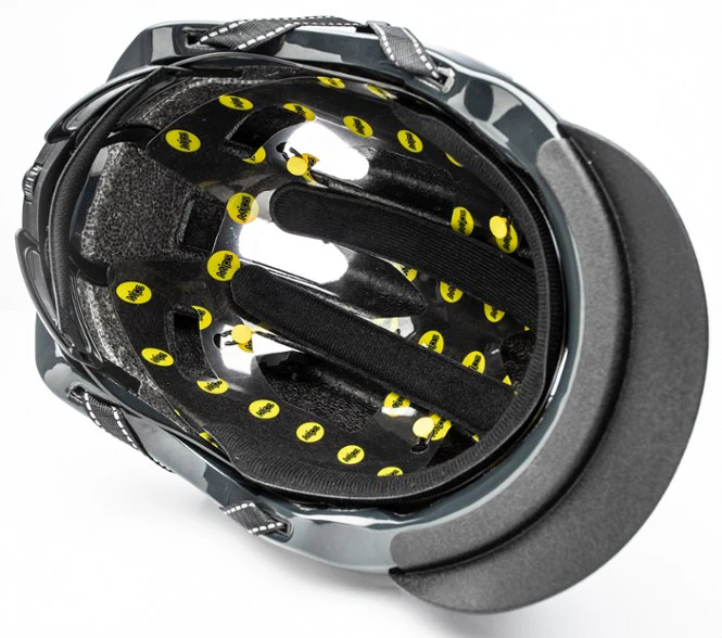 Nutcase VIO Light Up Helmet - Image 20