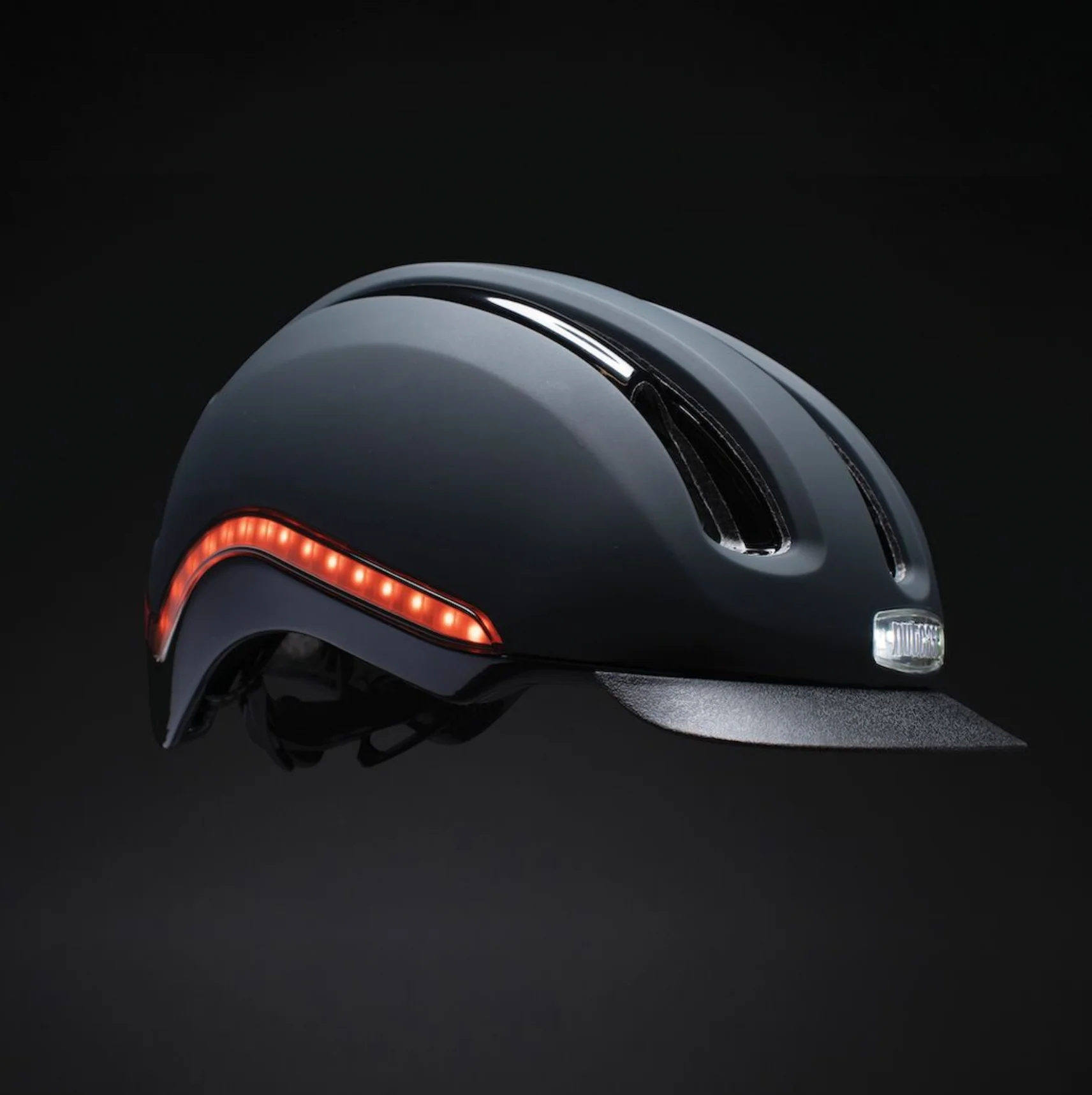 Nutcase VIO Light Up Helmet - Image 5