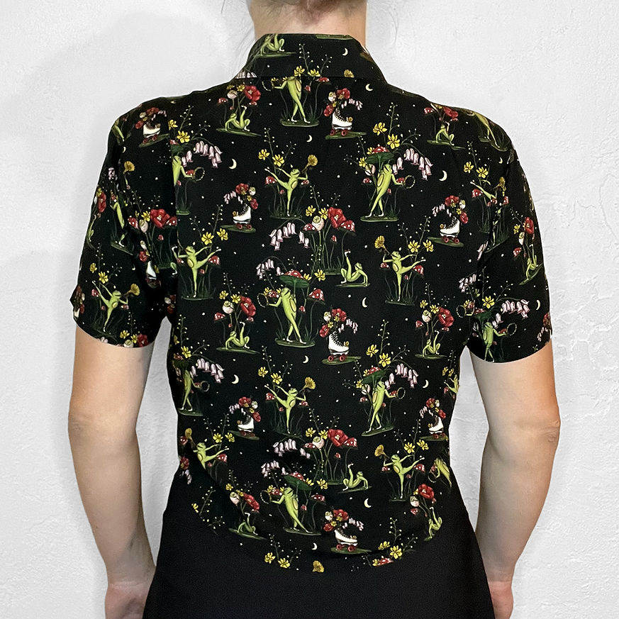 Skate Crop Button Up - LILY FROG - Image 2