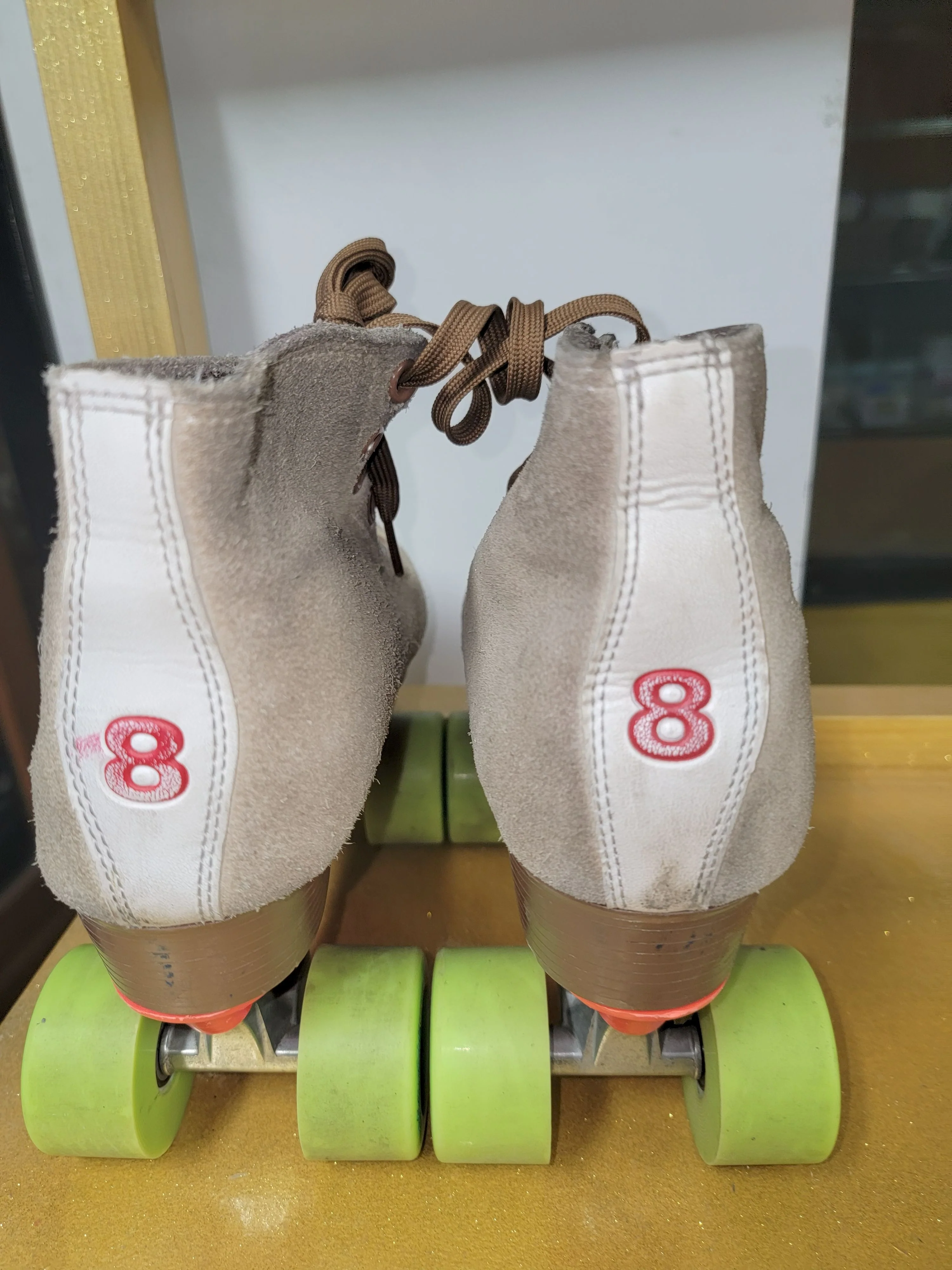 Sure Grip Rental Skates Size 8